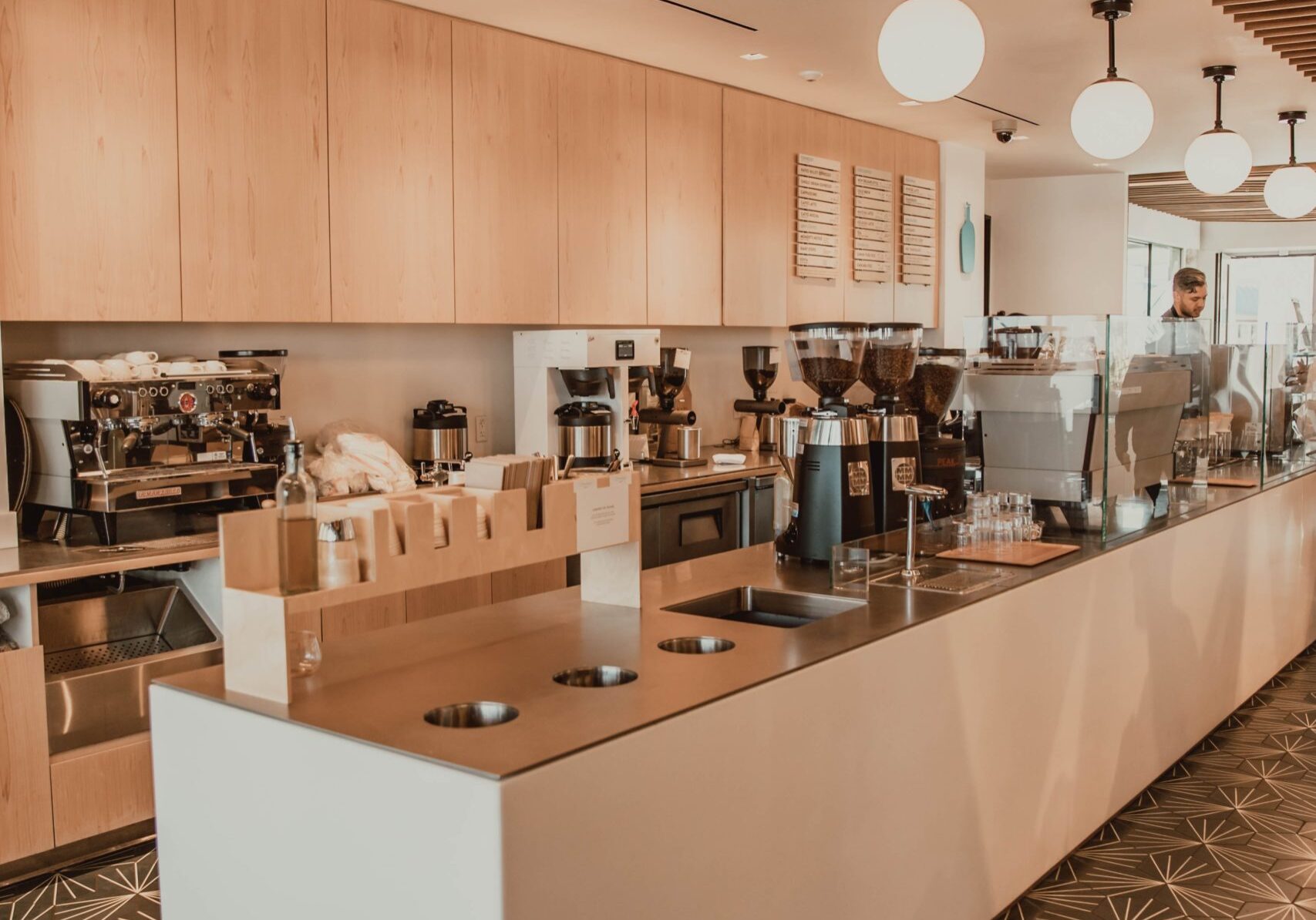 dylan-brown-l6_IvBkIAtU-unsplash